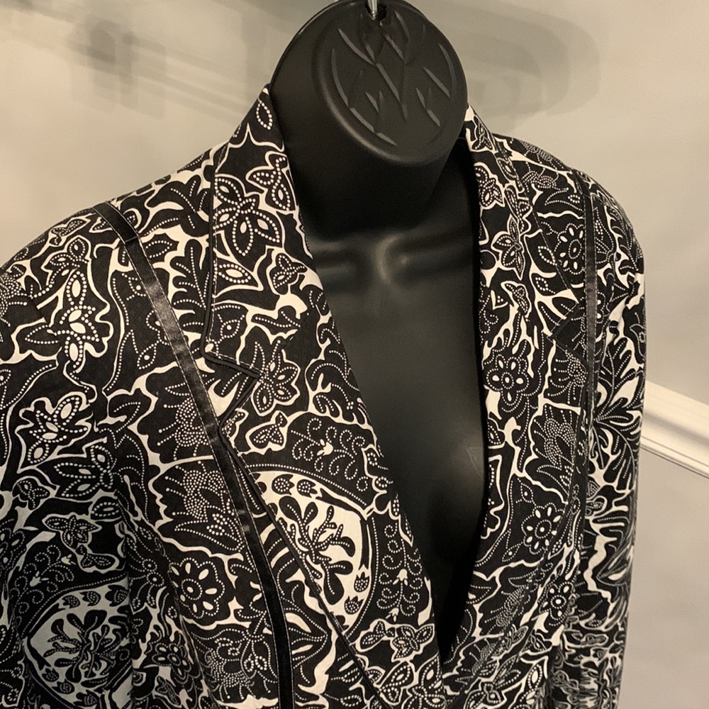 Coldwater Creek Black and White Floral Print Blazer Size PM NWT